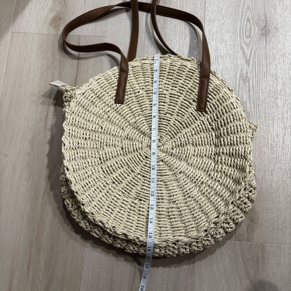 Cream and Brown Woven Tote with Structured Design - Picture 3 of 6